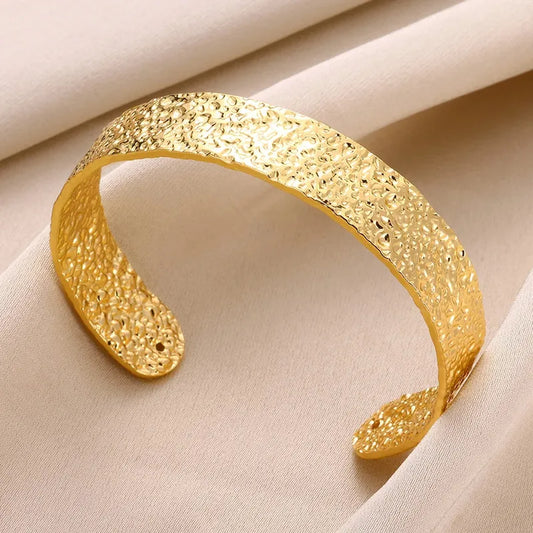 Bracelet manchette doré